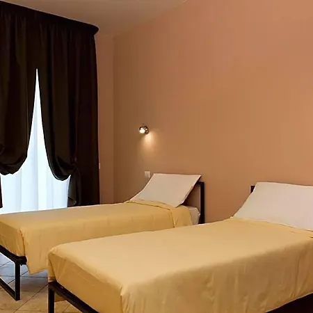 Aquisgrana 3* Corridonia