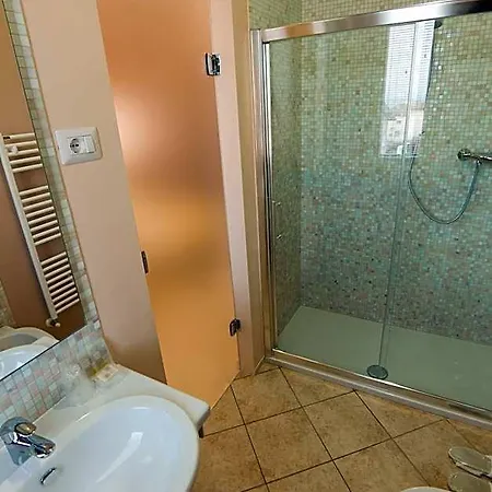 Aquisgrana 3* Corridonia
