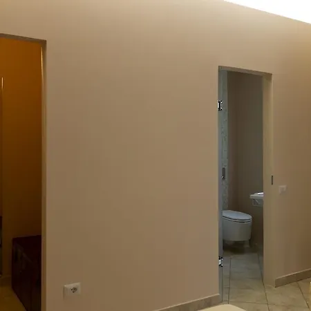 Aquisgrana 3* Corridonia